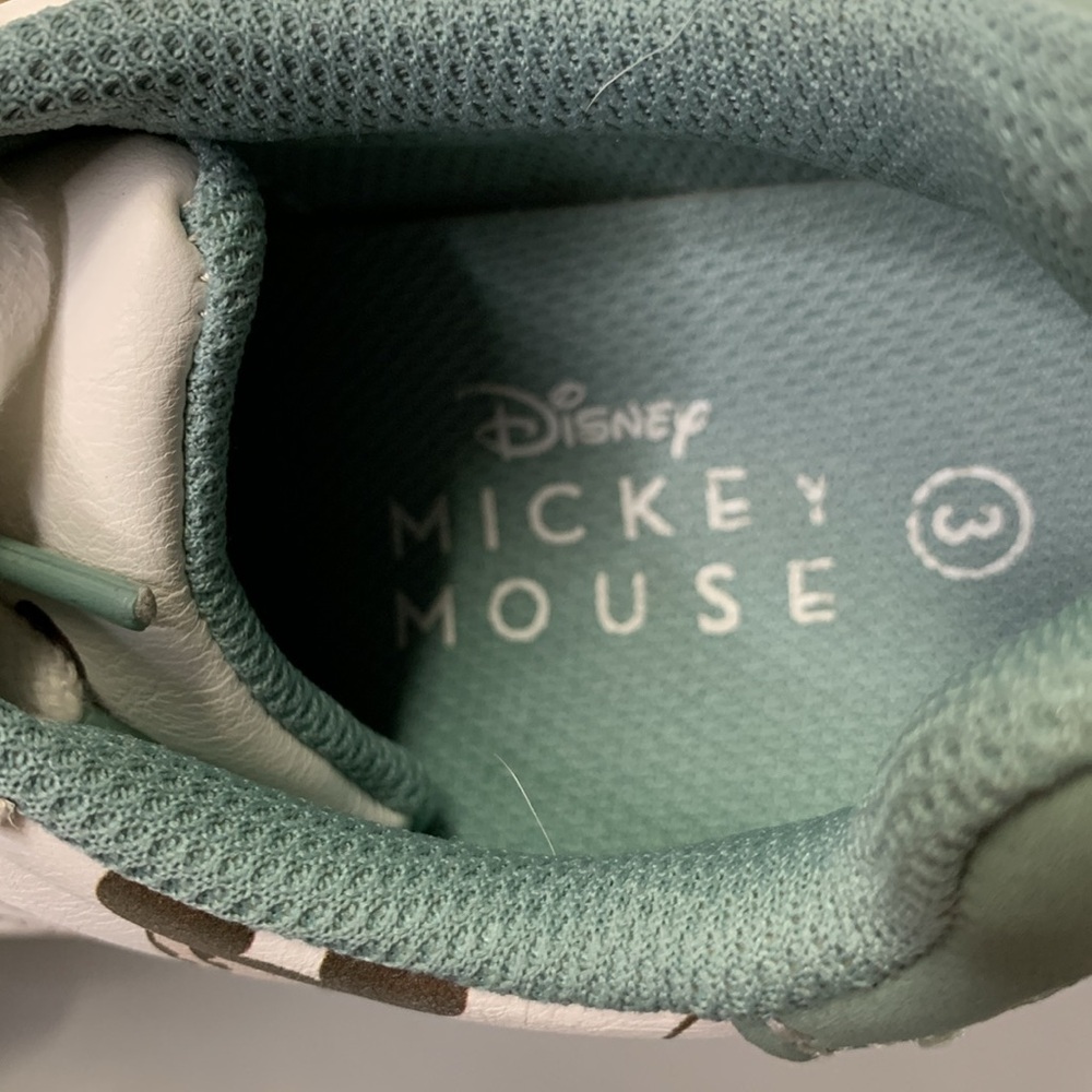 Disney MICKEY and FRIENDS White and Green Sneakers w/ Mickey Design Youth size 3 - Picture 3 of 13